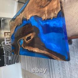 Blue epoxy Resin Dining Table Top, epoxy Walnut Wooden Handmade Sofa Furniture