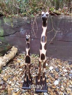 Fair Trade Hand Carved Made Wooden Safari Giraffe Set Of 2 Sculptures Ornaments