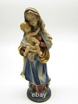 Madonna with Child Jesus Beautiful Woodcarving of Virgin Mary Wooden Statue