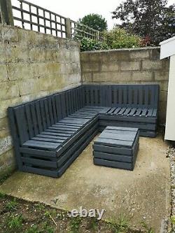 Pallet garden furniture seats and a table, additional side tables and bars
