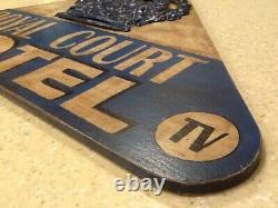 ROYAL COURT MOTEL AC TV Hand Painted Wooden Sign Vintage-Look Route 66