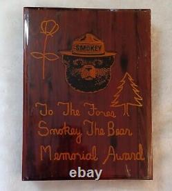 Rare Vintage Smokey The Bear Memorial Award Wood Slab Art Plaque Retro