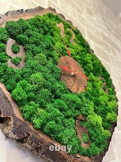 Wooden Clock -Hand Made, Preserved Moss, very Unique